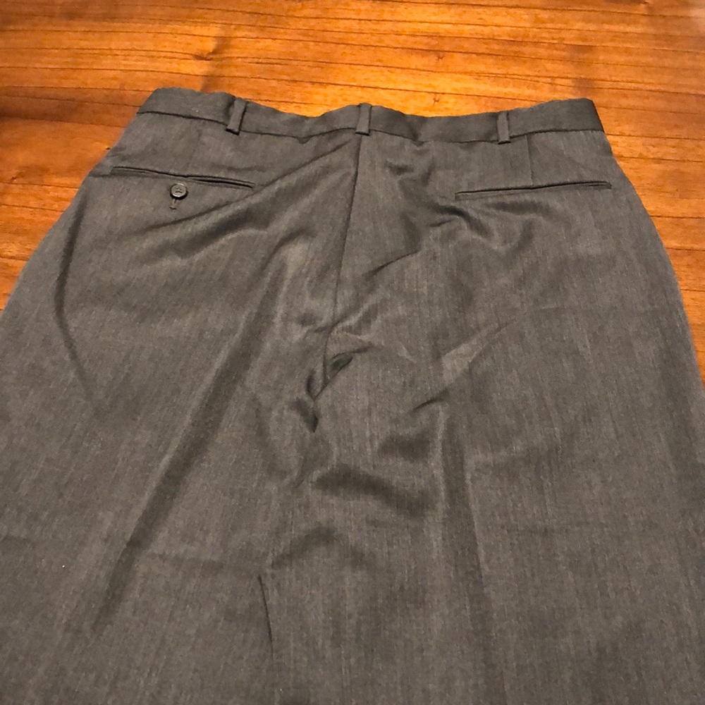 Austin Reed Men’s Gray Slacks 34 - Picture 10 of 16